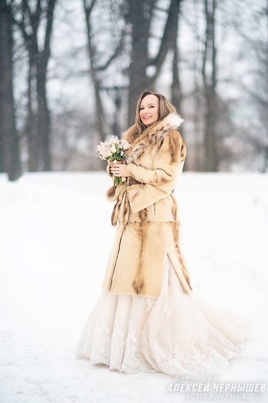 Свадебная фотосессия зимой в Царицыно
