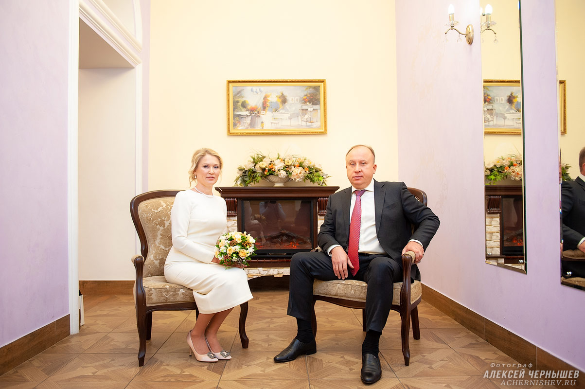 комната ожидания в Тверском ЗАГСе