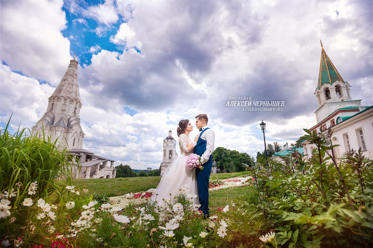 Свадебная фотосессия в парке Коломенское