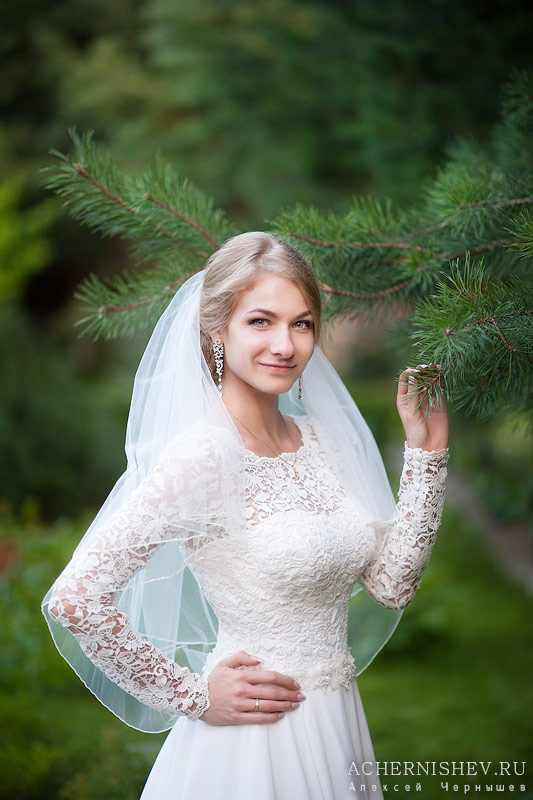 невеста с фатой